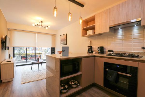 Radiant 1BR with Modern Balcony in San Isidro