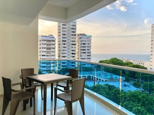 Ocean View 2BR w/ Terrace n AC in El Laguito