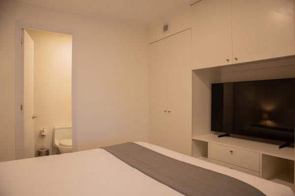 Majestic 2BR w/ Balcony in Miraflores