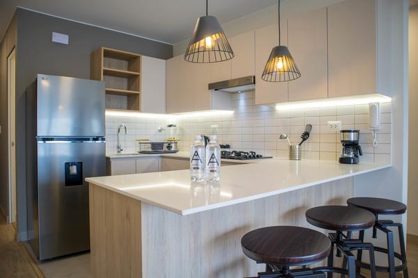 Majestic 1BR w/ Modern Pool  in Miraflores