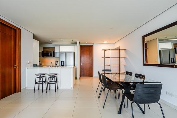 Stunning 2BR w/ Balcony in Costa del Este