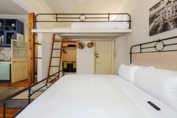 Luminous Loft with Balcony Roma Norte