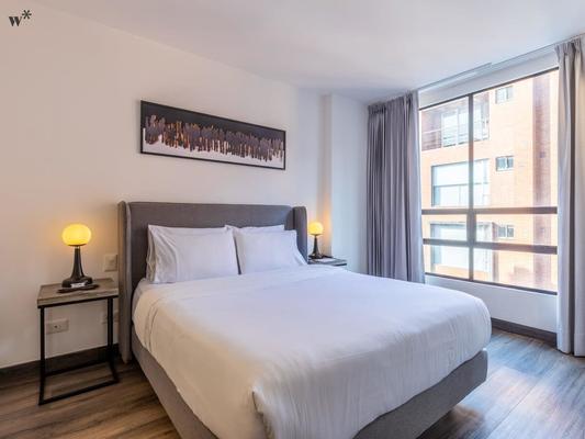 Luxury 1BR w/ Great Terrace in Chico