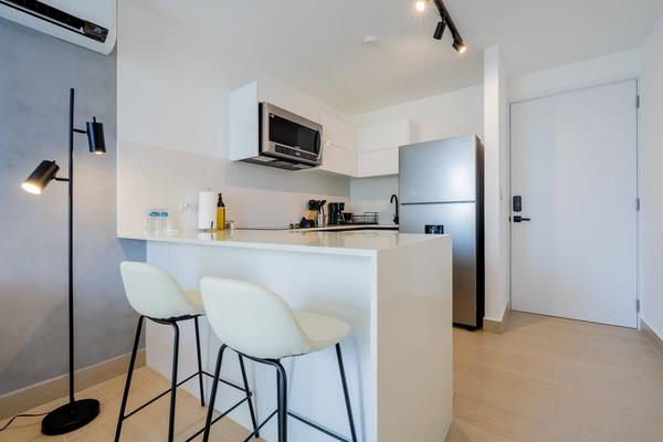 Elevated 1BR in San Francisco