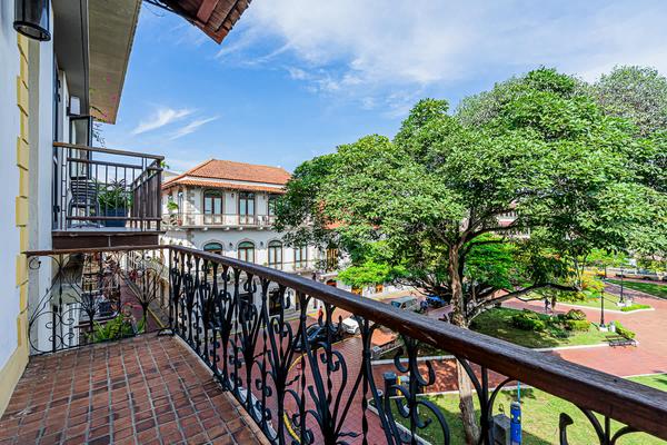 Grandiose 1BR with Balcony in San Felipe