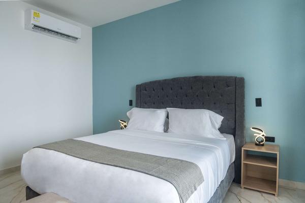 Shining 1BR w/ AC near C. Amurallada