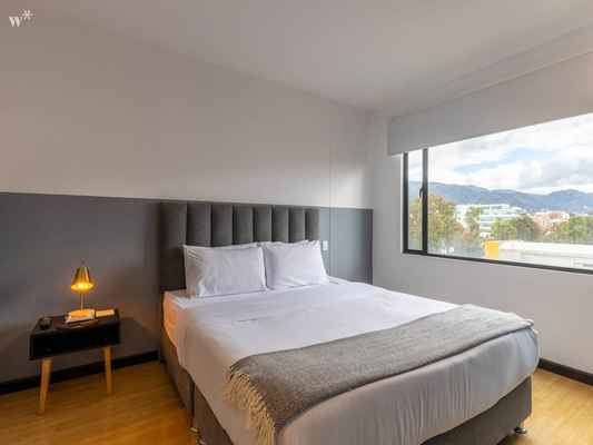 Vibrant 1BR w/ City View  in Chico