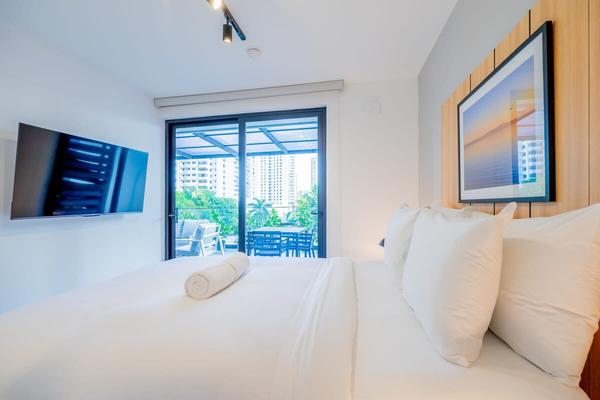 Breezy 1BR w/ Terrace in San Francisco