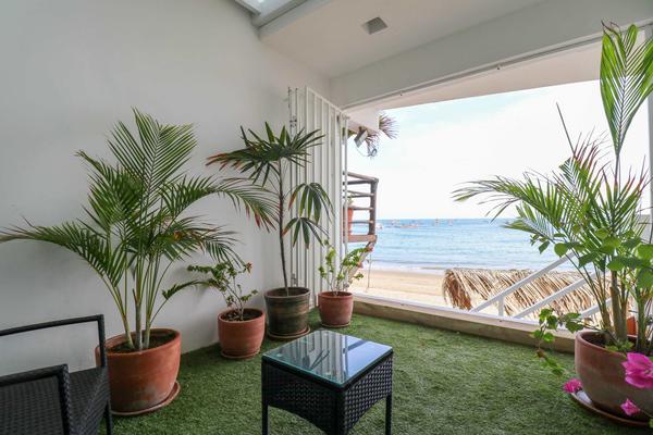 Fascinating loft with Spectacular Ocean View