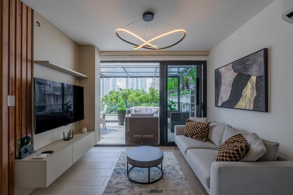 Refined 1BR w/ Balcony in San Francisco