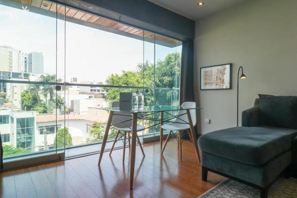 Hidden Gem Loft Near Barranco Boardwalk