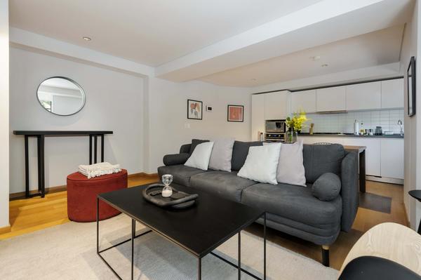 Modern 2BR Retreat in Trendy Roma Norte