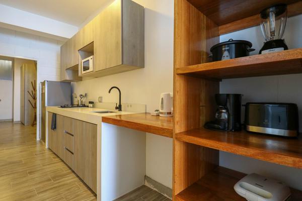 Astonishing 2BR with Spectacular Ocean View