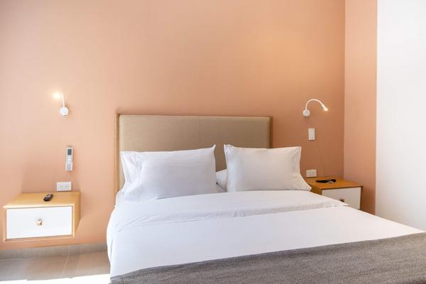 Pristine 2BR w/ Lovely Terrace in Bocagrande