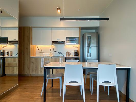 Bright 2BR w/ Jacuzzi in Miraflores