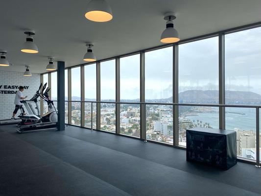 W* | Loft with Balcony in Luxury Building Barranco