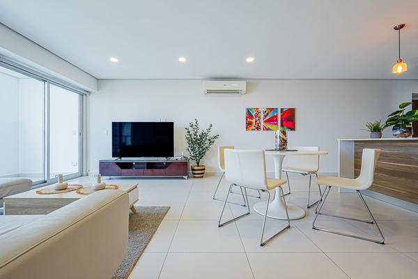 Divine 2BR w/ Balcony in Costa del Este