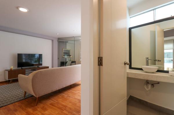 Spacious 3BR w/ Patio in Barranco